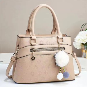 Nuevo Bolso de Mano para Mujer, Bolso de PU de Alta Gama, Moderno, Casual, Ecológico, Bolso de Hombro con Colgante Verde - Product Image 3