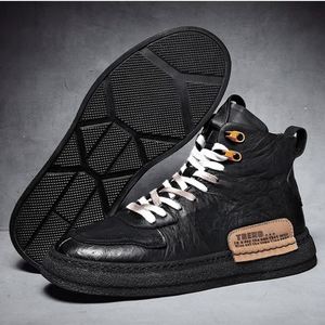 Nuevos Botines de Hombre de Piel Sintética, Zapatos de Moda Masculinos, Botas Chelsea con Plataforma, Botines Cortos de Diseñador - Product Image 6