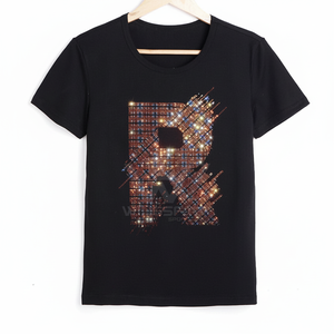 Diseña tu propio logotipo Camiseta de diamantes de imitación para hombre Último diseño 100% algodón Loose Fit Impreso Camiseta de diamantes de imitación para hombres - Product Image 1