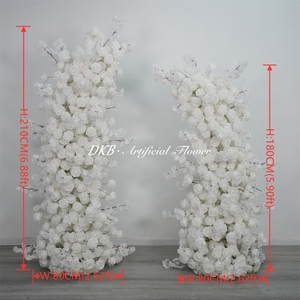 Arche florale blanche en soie artificielle DKB, très vendue, pour décoration de mariage, fête ou événement - Product Image 2