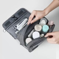 Pochette de voyage réutilisable et écologique bleue et rouge avec fermeture éclair, indispensable pour les cosmétiques et le maquillage, avec impression de lettres