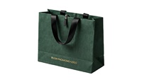 Sac cadeau en papier argenté métallisé personnalisé avec poignée en ruban, emballage de luxe pour boutique de marque