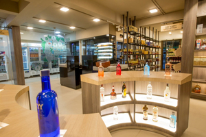 Trung Quốc Nhà Cung Cấp Trực Tiếp Bán Chất Lượng Cao Nhà Máy Giá Stylish Wine Store Glass Tủ Hiển Thị - Product Image 3