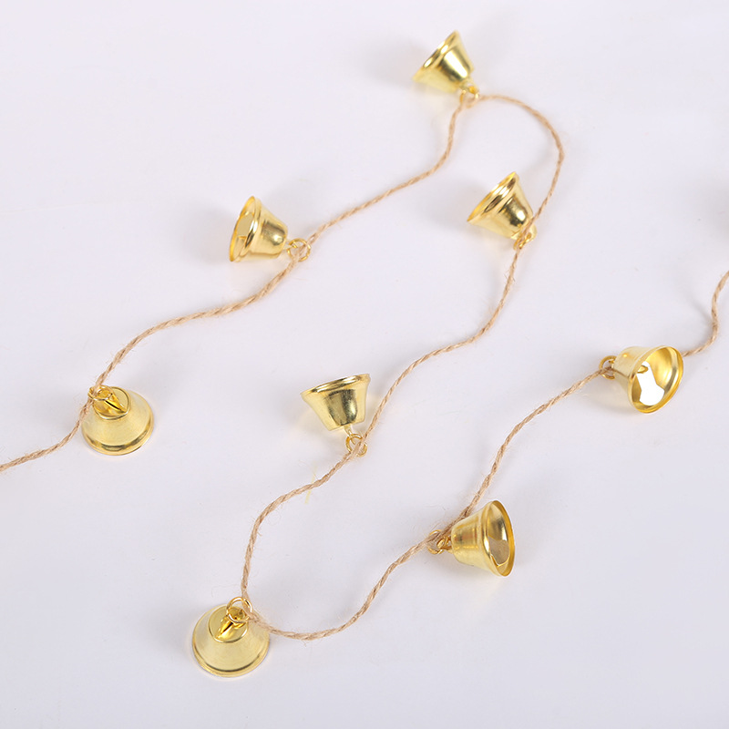 1.ทองหนึ่งเมตรแขวนด้วย11ระฆัง