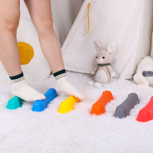 DorunFit - Juego de bloques de equilibrio antideslizantes y piedras de apoyo para niños, tabla inclinada multicolor para caminos con obstáculos para niños pequeños - Product Image 6