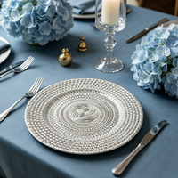 Assiette de Présentation Dorée Électroplaquée PP Style Américain, Motif Nœud Tressé en Relief, Personnalisable, Élégante pour Fêtes – Meilleures Ventes