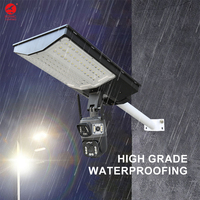 Lampadaire LED Solaire Intégré IP65 avec Deux Caméras de Surveillance CCTV en Matériau ABS pour une Sécurité Simulée