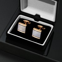 Boutons de manchette carrés de mode chemise de costume haut de gamme pour hommes boutons de manchette accessoires Offre Spéciale de queue de baleine