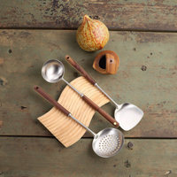 Ensemble d'ustensiles de cuisine en acier inoxydable avec manche en bois louche tourneur écumoire ustensiles de service pour la cuisine à domicile