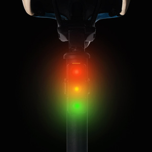 Luz Trasera para Bicicleta Rocky, Recargable por USB, Luz LED de Tráfico de Tres Colores, Lámpara de Advertencia para Ciclismo Nocturno - Product Image 1
