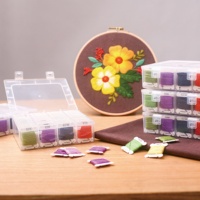 Kit de fil à broder 80 couleurs Kit de bracelets en fil de coton Fil à broder pour bricolage Rangement de couture avec boîte de rangement