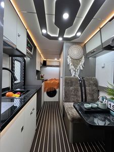 Personnalisation de camions Foton, camping-cars et véhicules de loisirs pour l'aventure - Product Image 4