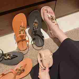 Summer New Clip Toe Roman Beach Slippers Women Open Toe Breathable Lightweight <b>Flat</b> Casual Outer Wear <b>Sandals</b> - Product Image 1