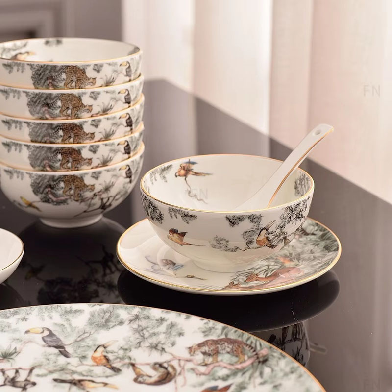Luxury Fine Bone China 32-Piece Dinnerware Set with Jungle Animal