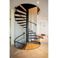 Rampe d'escalier incurvée en acier inoxydable Prima avec balustrade en verre pour hôtel, commerce et appartement