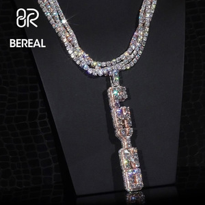 จี้เพชรโมอิสซาไนต์ VVS ผ่านการทดสอบ พร้อมตัวอักษร 3 มิติ แบบโซ่  จี้เพชรทรงกลมแบบฮิปฮอป  จี้เพชรชื่อสั่งทำพิเศษ  เครื่องประดับผู้ชาย - Product Image 2