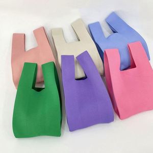 Sac à main personnalisé en tricot uni, petit sac à nœud pour poignet, sac fourre-tout en crochet solide pour femmes - Product Image 2