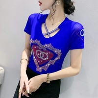 Femmes coeur imprimé strass brillant paillettes entrecroisé maille vêtements Rock Tee hauts discothèque à manches courtes chemises fête T-shirt