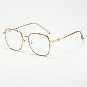 Montura de gafas rectangulares Qianai para mujer, tamaño mediano, lentes con filtro de luz azul y protección UV, material TR90 P5 24001 - Product Image 3