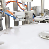 Machine de remplissage automatique de bouteilles en verre de haute précision 5ml 50ml aérosol pour vernis à ongles Ketchup peinture eau liqueur
