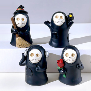 Halloween Resin Ghost Ornaments Skull Shape Desktop Decor Indoor Decoration Small Craft Gift For Halloween - Product Image 4