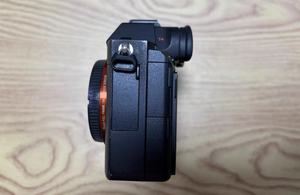 Cámara Sony A7 III sin Espejo Usada, 24.2MP Full Frame, Video 4K, Buen Estado, Lista para Enviar - Product Image 2