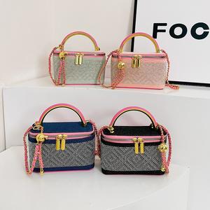 Trendy Stylish Fashion Chain Handbag Luxurious Women's Box-Shaped Handbag High-End <b>Sparkling</b> Diamond Crossbody <b>Bag</b> - Product Image 5