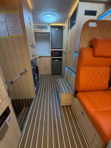 Fourgon aménagé multifonctionnel pour les aventures en plein air et les voyages en famille, <span class=keywords><strong>camping</strong></span>-<span class=keywords><strong>car</strong></span>, motorhome - Product Image 4