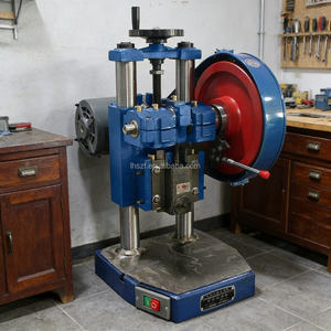 Presse à poinçonner électrique <span class=keywords><strong>de</strong></span> table compacte 1T, automatique, à double colonne, pour tôles métalliques, avec pédale - Product Image 6