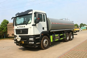Camion-citerne à eau Sinotruk SITRAK 6*4 <span class=keywords><strong>de</strong></span> 20 m³ - Product Image 2