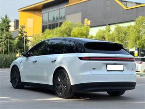 Auto Elettrica EV a Due Ruote Motrici, Autonomia NEDC 720km, Batteria 87.3kWh, Li Auto I6 Veicolo a Nuova Energia Edizione Standard, Niss 250kW 425Nm - Product Image 4