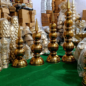 Kalash en laiton artisanal de qualité supérieure pour la décoration des temples Shikhar et des dômes de Mandir, Art métallique indien traditionnel pour la salle de prière à domicile - Product Image 1