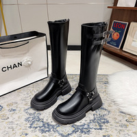 Bottes de moto hautes à plateforme pour femmes 2026, style punk, avec boucle métallique, fermeture éclair arrière, semelle épaisse, support OEM ODM