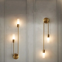 Applique murale LED dorée Décoration intérieure moderne Vanité Longue bande Applique murale Cuisine nordique Couloir Chambre Salon Applique murale