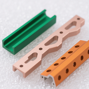 Cadre à base de <span class=keywords><strong>robot</strong></span> Cadres en aluminium anodisé industriel Accessoires de bras de profil personnalisés aux dessins - Product Image 1