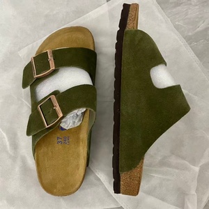 Sandalias <span class=keywords><strong>Birkenstock</strong></span> para <span class=keywords><strong>Mujer</strong></span>, Modelo Arizona, Cálidas para Otoño/Invierno, de Cuero Genuino, Cuero Sintético, Gamuza Vacuna, <span class=keywords><strong>Plataforma</strong></span> con Forro de Peluche y Suela Gruesa - Product Image 4