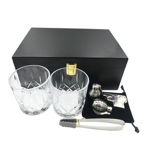 Estante <span class=keywords><strong>de</strong></span> madera reutilizable con forma <span class=keywords><strong>de</strong></span> Granada para whisky, caja <span class=keywords><strong>de</strong></span> madera negra <span class=keywords><strong>de</strong></span> alta calidad con piedras, cubo <span class=keywords><strong>de</strong></span> hielo, juego <span class=keywords><strong>de</strong></span> regalo con <span class=keywords><strong>gafas</strong></span> - Product Image 4