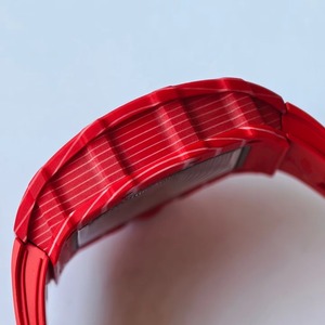 Reloj Umi de Alta Calidad con Esfera de Esqueleto, Correa de Caucho Roja y Movimiento con Correa de Caucho Roja - Product Image 6