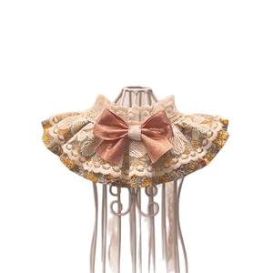 Baumwoll-Spitzen-Lätzchen im Prinzessinnen-Stil mit Blumenmuster für Katzen, Hunde, Ragdoll-Puppen – Kleidung für alle Jahreszeiten, Speicheltuch für Haustiere, Haustierzubehör OEM/ODM - Product Image 1