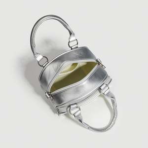 Vente en gros Sacs à bandoulière de luxe pour femmes de style japonais Sac banane de luxe avec fermeture éclair Prix bas - Product Image 3