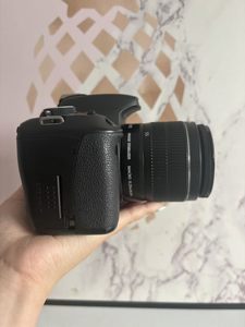 Cámara Digital de Segunda Mano Canon 600d Kit 18MP HD Video <span class=keywords><strong>para</strong></span> <span class=keywords><strong>Principiantes</strong></span> al Mejor Precio - Product Image 3