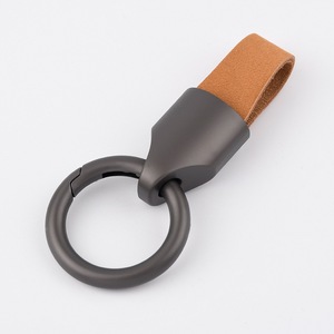 Porte-clés en cuir blanc personnalisé en gros, en alliage de zinc, élégant, vierge, en métal, pour clés de voiture - Product Image 3