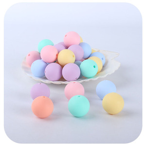 Vente en gros vrac 15mm Perles rondes solides en silicone PVC Clip pour sucette sans BPA pour bébé Accessoires à mâcher et stylos en silicone <span class=keywords><strong>Diy</strong></span> - Product Image 2