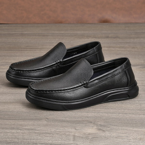 Mocassins en cuir pour hommes, bout rond, à enfiler, semelle extérieure en caoutchouc amortie, toutes saisons, chaussures décontractées pour affaires - Product Image 2