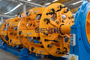 <span class=keywords><strong>Beyde</strong></span> LJJ630/1 + 18 630 Tipo 18 Carretes Equipo de fabricación de cables de trenzado planetario Máquina de fabricación de cables de alimentación - Product Image 4