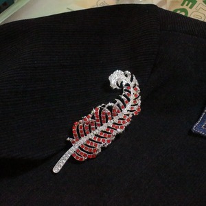 Broche de Pluma con Flor de Cristal Rojo Vintage, Elegante y Bonito, Regalo de Joyerí<span class=keywords><strong>a</strong></span> para Mujer - Product Image 4