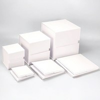 Boîte cadeau en carton pliable écologique et recyclable, blanche, avec laminage mat, en carton gris, commandes personnalisées non acceptées