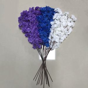 95 ، أزهار ساكورا بيضاء زرقاء أرجوانية 3 طبقات ، فروع زهور أزهار الكرز الاصطناعية لديكور حفل الزفاف - Product Image 5