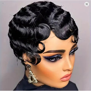 Perruque Courte Bouclée Ruiyi A1285 Noire avec Frange Latérale en Fibre Synthétique – Style Tendance pour Femme - Product Image 2