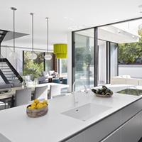 Maison duplex moderne en conteneur de 40 pieds, préfabriquée, avec structure en acier et sol en marbre chinois, villa d'usine préfabriquée MLS